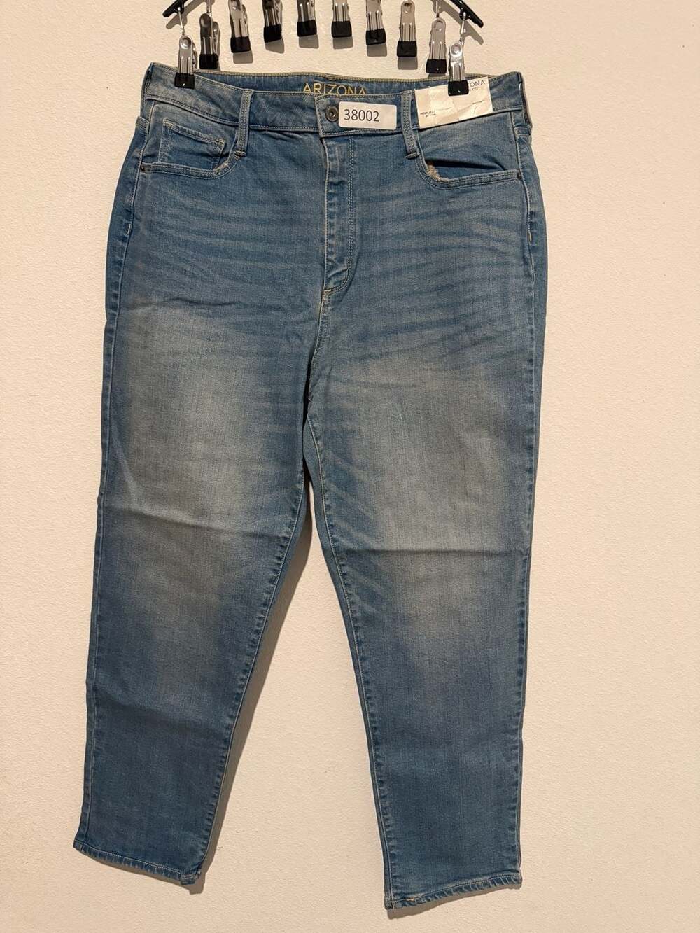 Arizona Jean Co. Mom Jeans Light Wash Blue Size 15